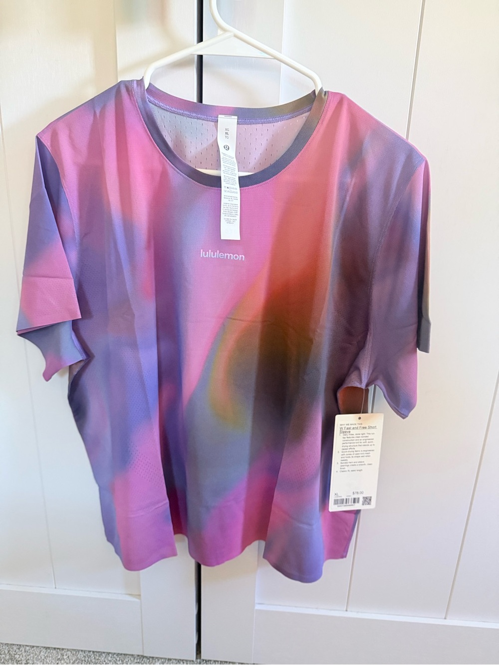 lululemon athletica Pink and Purple Gradient Short Sleeve Tee